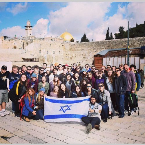 נעה קידר
